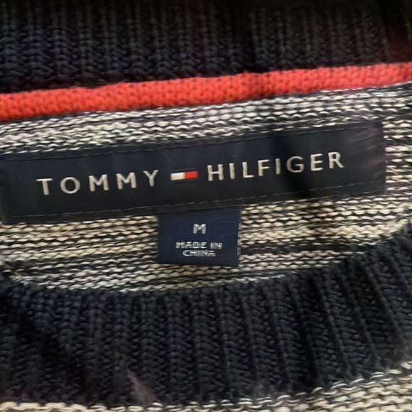 Vintage Tommy Hilfiger sweater - Picture 2 of 2